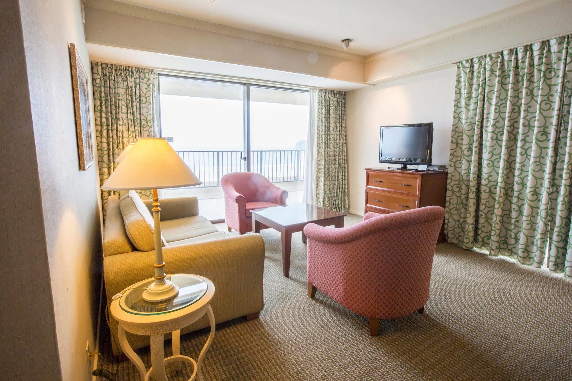 Pacific Star Resort & Spa Tamuning Exterior photo